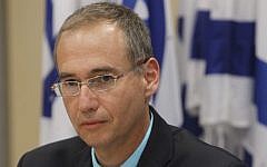 Director General of the Health Ministry Arnon Afek speaks in a press conference on June 25, 2014. (Miriam Alster/Flash 90)