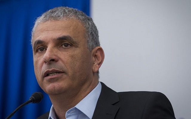 Kulanu leader Moshe Kahlon (Photo credit: Miriam Alster/Flash90)