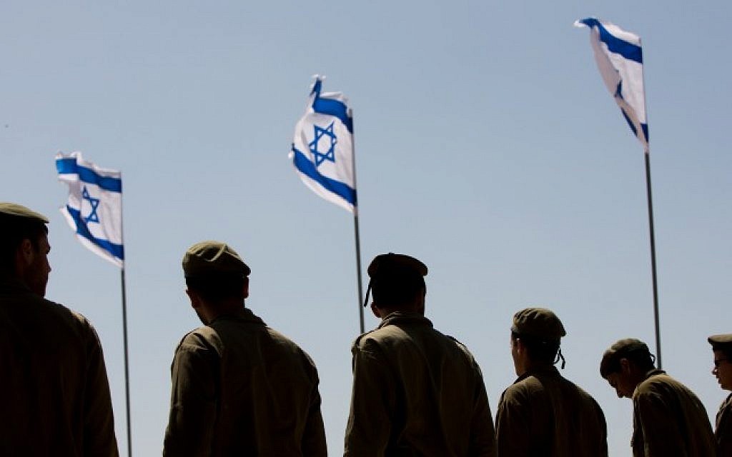 Israeli soldiers seen during preparations for a Memorial Day ceremony at the Mount of Olives in Jerusalem on April 21, 2015 (Photo credit: Yonatan Sindel/Flash90)