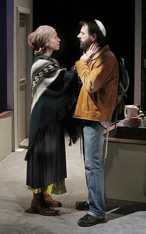 From left to right: Amir Babayoff and Nicole Kontolefa. (Rosalie Baijer)