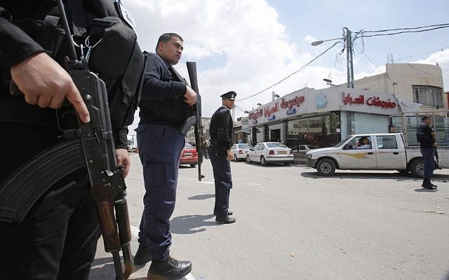 Palestinian police patrol in the West Bank town of Azariyeh, April 13, 2015. (photo credit: AP/Nasser Shiyoukhi) Palestinian police patrol in the West Bank town of Azariyeh, April 13, 2015. (photo credit: AP/Nasser Shiyoukhi)