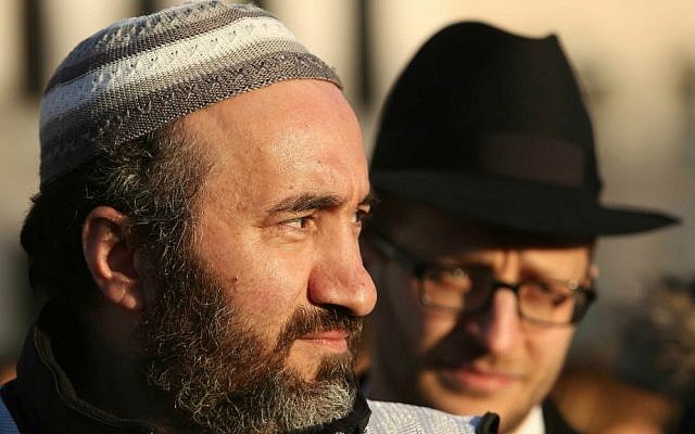 Illustrative: An American Muslim man standing next to an American Jewish man. (Adam Berry/Getty Images/via JTA) Illustrative: An American Muslim man standing next to an American Jewish man. (Adam Berry/Getty Images/via JTA)