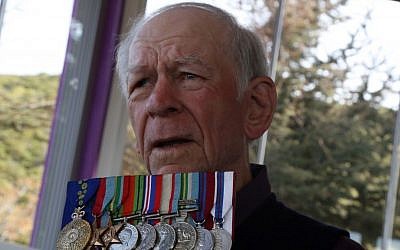 Bill Grayden shows his medals as he speaks to The Associated Press in Gallipoli, Turkey, Friday, April 24, 2015. (photo credit: AP/Burhan Ozbilici) 
