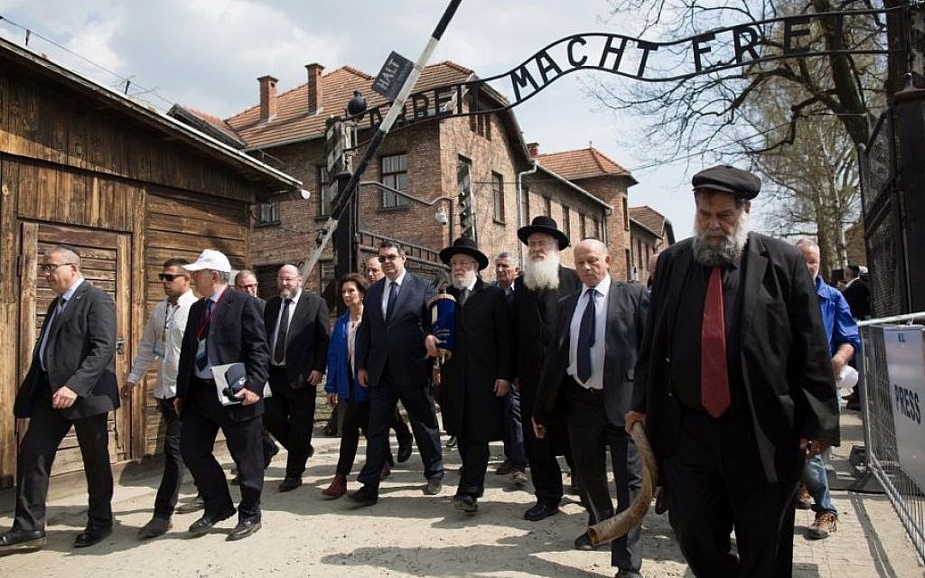 The start of the 2015 March of the Living with Chief Rabbi of Tel Aviv Yisroel Meir Lau, center, who was liberated from Auschwitz aged eight in January 1945. (Photo credit: Sam Churchill Photography)