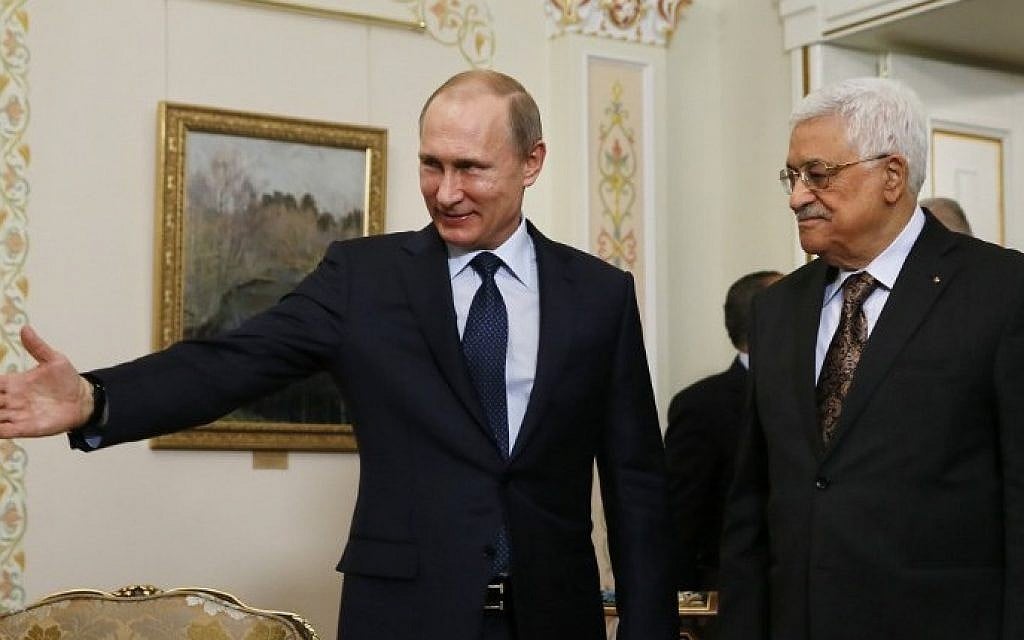 Russian President Vladimir Putin, left, shows the way to his Palestinian counterpart Mahmoud Abbas during their meeting at the Novo-Ogaryovo residence outside Moscow on April 13, 2015. (AFP/Sergei Ilnitsky, Pool) Russian President Vladimir Putin, left, shows the way to his Palestinian counterpart Mahmoud Abbas during their meeting at the Novo-Ogaryovo residence outside Moscow on April 13, 2015. (AFP/Sergei Ilnitsky, Pool)