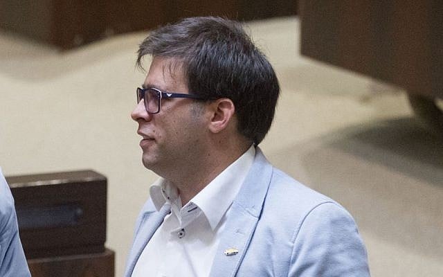MK Oren Hazan of the Likud in the Knesset plenum on March 29, 2015 (photo credit: Miriam Alster/FLASH90) MK Oren Hazan of the Likud in the Knesset plenum on March 29, 2015 (photo credit: Miriam Alster/FLASH90)