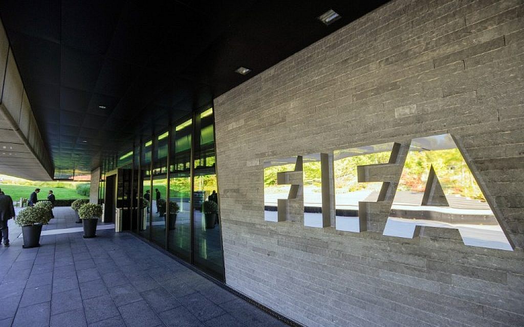 This file photo taken on September 3, 2013 shows the logo of the FIFA (International Federation of Association Football) outside the organisztion's headquarters in Zurich. (AFP PHOTO / FILES / SEBASTIEN BOZON) This file photo taken on September 3, 2013 shows the logo of the FIFA (International Federation of Association Football) outside the organisztion's headquarters in Zurich. (AFP PHOTO / FILES / SEBASTIEN BOZON)