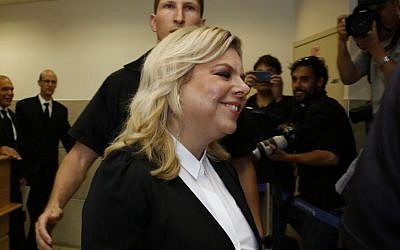 Sara Netanyahu, wife of Prime Minister Benjamin Netanyahu, attends a court hearing in Jerusalem, on May 10, 2015 (AFP/Gali Tibbon)