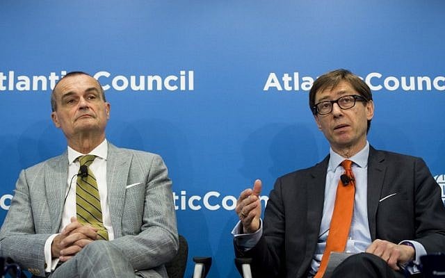 German Ambassador to the US, Peter Wittig (R) speaks alongside French Ambassador to the US, Gerard Araud about the Iranian nuclear negotiations at the Atlantic Council in Washington, DC, May 26, 2015. AFP PHOTO / SAUL LOEB German Ambassador to the US, Peter Wittig (R) speaks alongside French Ambassador to the US, Gerard Araud about the Iranian nuclear negotiations at the Atlantic Council in Washington, DC, May 26, 2015. AFP PHOTO / SAUL LOEB