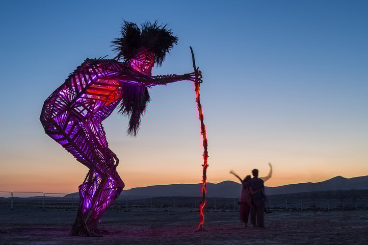 Paloge and Peleg's 'Sabale' or Grandfather, which was lit up with LED lights each night at last year's Midburn (Courtesy Faluja) Paloge and Peleg's 'Sabale' or Grandfather, which was lit up with LED lights each night at last year's Midburn (Courtesy Faluja)