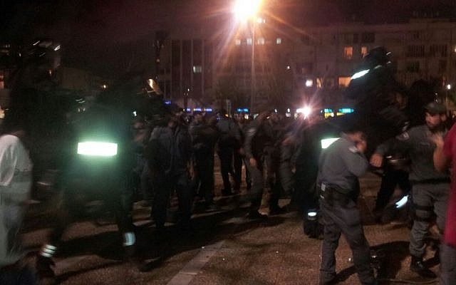 Police in Rabin Square on May 3, 2015 (photo credit:  Judah Ari Gross/Times of Israel)