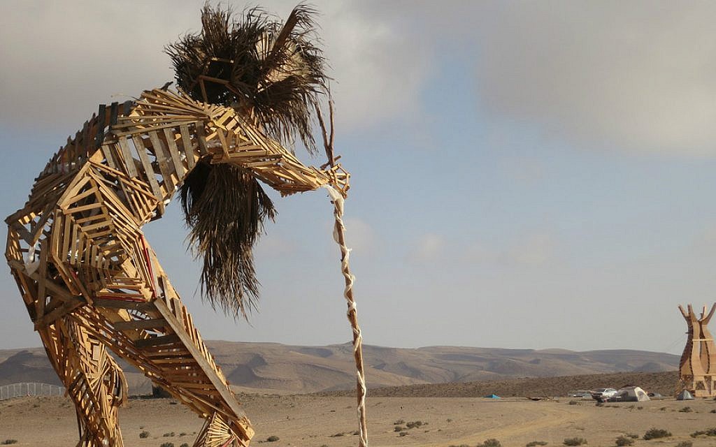 Itamar Paloge and Lior Peleg's "Grandfather" installation from last year's Midburn (Courtesy Faluja.net)