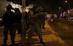 Illustrative photo of Israeli police near Jerusalem's Damascus Gate. (Sliman Khader/FLASH90)