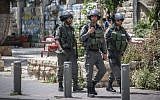 Israeli border policemen standing guard, on April 27, 2015. (Hadas Parush/Flash90)