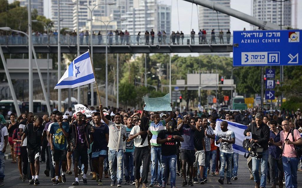 Thousands of Israeli-Ethiopians protest in Tel Aviv against violence and racism on May 03, 2015. (Photo credit: Tomer Neuberg/FLASH90)