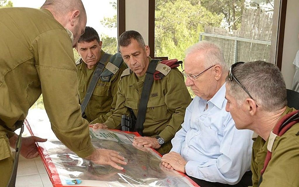 President Reuven Rivlin seen during a visit to the northern border, on May 27, 2015. (Mark Neyman/GPO) President Reuven Rivlin seen during a visit to the northern border, on May 27, 2015. (Mark Neyman/GPO)