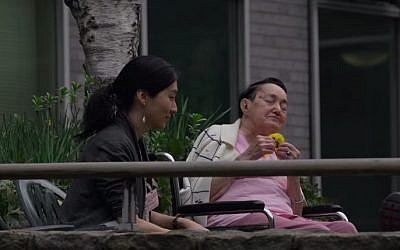 Residents at Jewish Home Lifecare, New York (YouTube screenshot)