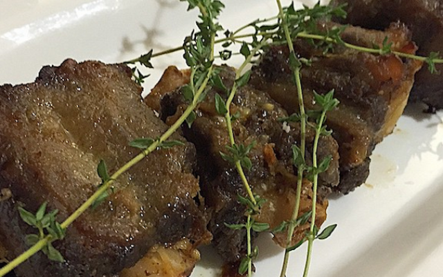 Slow-cooked ox tail from the May 5, 2015 dinner. (YeahThat’sKosher/Instagram via JTA)