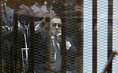 Former Egyptian President Hosni Mubarak in a courtroom in Cairo, Egypt, Saturday, May 9, 2015. (photo credit: AP/Hassan Ammar)
