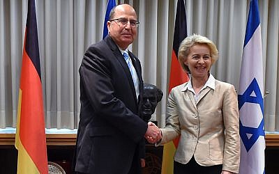 Defense Minister Moshe Ya'alon meets with his German counterpart Ursula von der Leyen in Tel Aviv on Monday, May 11 2015. (Photo credit: Ariel Hermony/Defense Ministry) Defense Minister Moshe Ya'alon meets with his German counterpart Ursula von der Leyen in Tel Aviv on Monday, May 11, 2015. (Photo credit: Ariel Hermony/Defense Ministry)