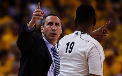 David Blatt of the Cleveland Cavaliers reacts from the sideline in the third quarter against the Atlanta Hawks during Game Four of the Eastern Conference Finals of the 2015 NBA Playoffs at Quicken Loans Arena on May 26, 2015 in Cleveland, Ohio. (Gregory Shamus/Getty Images/AFP)