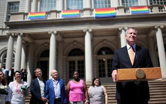 New York City Mayor Bill de Blasio prepares to marry same-sex couples in front of City Hall on June 26, 2015 in New York City. (Yana Paskova/Getty Images/AFP) New York City Mayor Bill de Blasio prepares to marry same-sex couples in front of City Hall on June 26, 2015 in New York City. (Yana Paskova/Getty Images/AFP)
