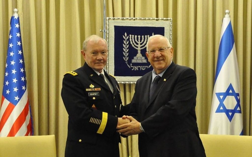 President Rivlin meets Gen. Dempsey, chairman of the United States' Joint Chiefs of Staff on June 10, 2015. (President's Spokesman)