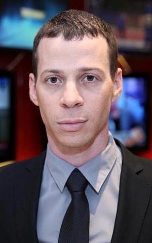 Channel 2 political correspondent Amit Segal (CC BY-SA Hanay/Wikimedia Commons)