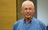 File: Likud MK Benny Begin during a Likud party meeting at the Knesset, May 25, 2015. (Yonatan Sindel/Flash90)