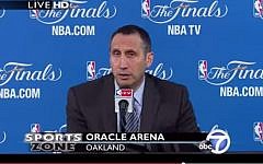 Israeli-American coach of the Cleveland Cavaliers at a post-game press conference during the 2015 NBA playoffs. (screen capture: YouTube)