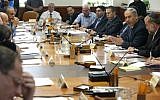 Prime Minister Benjamin Netanyahu leads the weekly cabinet meeting in Jerusalem on June 7, 2015. Photo by Amit Shabi/Flash90