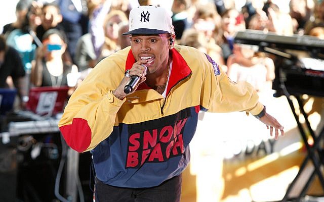 Singer Chris Brown will perform in the Rishon Lezion arena on July 27 (Shutterstock)