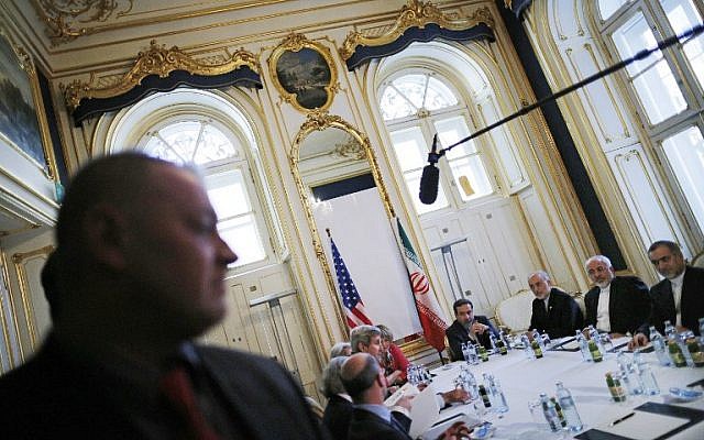 Officials from the US and Iran during nuclear negotiations in Vienna on July 3, 2015. (AFP/POOL/CARLOS BARRIA) Officials from the US and Iran during nuclear negotiations in Vienna on July 3, 2015. (AFP/POOL/CARLOS BARRIA)
