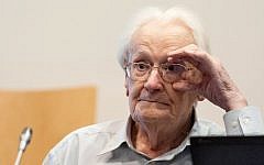 Defendant and German former SS officer Oskar Groening, 94, dubbed the 'bookkeeper of Auschwitz,' reacts at the courtroom in Lueneburg, northern Germany, ahead of his trial on July 7, 2015.  (AFP PHOTO / POOL/ PHILIPP SCHULZE)