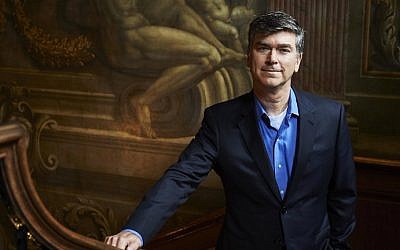Christopher Marinello, CEO of Art Recovery Group, poses for a photograph in central London on July 8, 2015. (AFP PHOTO / NIKLAS HALLE'N)