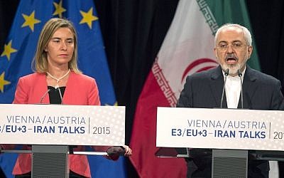 (L-R) High Representative of the European Union for Foreign Affairs and Security Policy Federica Mogherini and Iranian Foreign Minister Mohammad Javad Zarif attend a final press conference of Iran nuclear talks in Vienna, Austria on July 14, 2015. (Joe Klamar/AFP)
