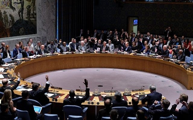 United Nations Security Council members vote on the Iran resolution at the UN headquarters in New York on July 20, 2015. (AFP/JEWEL SAMAD)