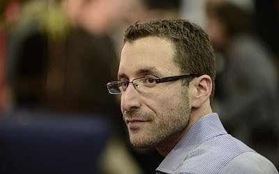 Zionist Union MK Itzik Shmuli seen at the Labor Party conference in Tel Aviv on December 14, 2014. (Tomer Neuberg/Flash90)