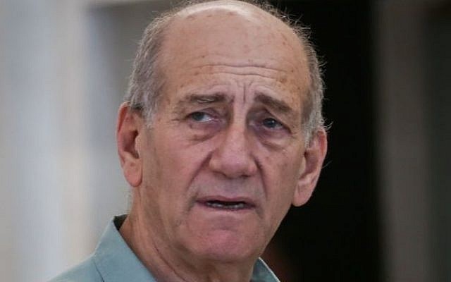 Former prime minister Ehud Olmert leaves the Jerusalem District Court after the court agreed to postpone his imprisonment until after an October appeal, July 8, 2015. (Hadas Parush/Flash90) Former prime minister Ehud Olmert leaves the Jerusalem District Court after the court agreed to postpone his imprisonment until after an October appeal, July 8, 2015. (Hadas Parush/Flash90)