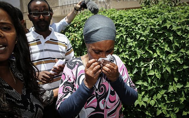 Agurnesh Mengistu, the mother of Avraham Mengistu, seen at their home in Ashkelon, after a gag order was lifted over his disappearance in the Gaza Strip, on July 8, 2015 (Flash90) Agurnesh Mengistu, the mother of Avraham Mengistu, seen at their home in Ashkelon, after a gag order was lifted over his disappearance in the Gaza Strip, on July 8, 2015 (Flash90)