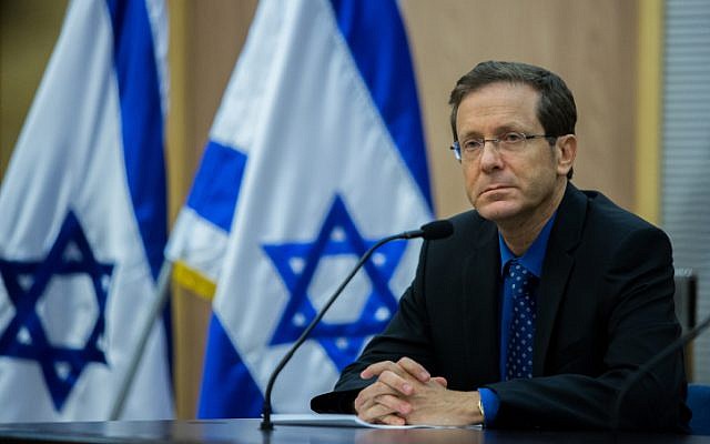 Zionist Union leader Isaac Herzog on July 14, 2015. (Yonatan Sindel/Flash90) Zionist Union leader Isaac Herzog on July 14, 2015. (Yonatan Sindel/Flash90)