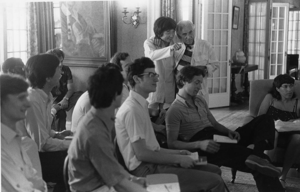 Seiji Ozawa talks with Leonard Bernstein during a lecture for Tanglewood students (Walter H. Scott, courtesy of the Boston Symphony Orchestra)