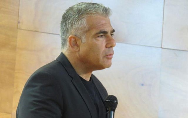 Yesh Atid Chairman Yair Lapid speaks an a college in Ashkelon on August 7, 2015. (Courtesy)