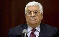 Palestinian Authority President Mahmoud Abbas chairs a meeting of the executive committee of the Palestine Liberation Organization in the West Bank city of Ramallah, August 22, 2015. (AFP/Majdi Mohammed/Pool)