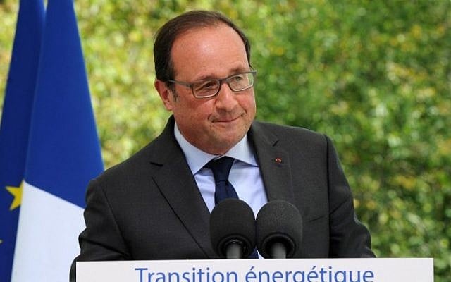 France's President Francois Hollande delivers a speech on August 20, 2015. (AFP/ JEAN PIERRE CLATOT) France's President Francois Hollande delivers a speech on August 20, 2015. (AFP/ JEAN PIERRE CLATOT)