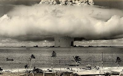 The Baker nuclear test at Bikini Atoll on 24 July 1946. (US Department of Defense/Wikimedia Commons)