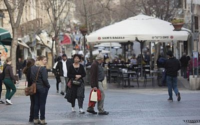 View of the Ben Yehuda street in the center of Jerusalem on February 28, 2013. (Yonatan Sindel/Flash90)