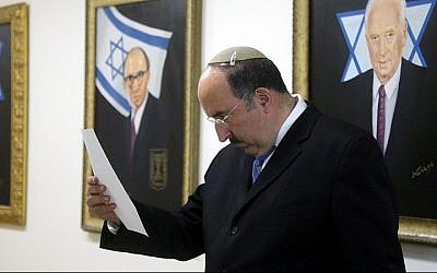 Foreign Ministry Director General Dore Gold arrives at the weekly cabinet meeting in Jerusalem, on August 5, 2015. (Marc Israel Sellem/Flash 90)