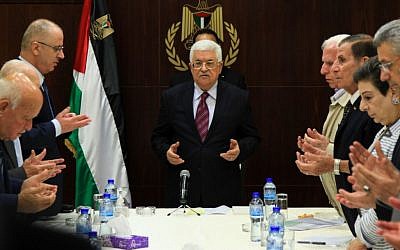 Palestinian Authority President Mahmoud Abbas attends a Palestinian Liberation Organization (PLO) executive committee meeting in the West Bank city of Ramallah, August 22, 2015 (Flash90)