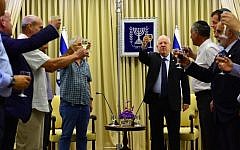 President Reuven Rivlin, center, meets with regional councils heads of West Bank settlements at the President's Residence, August 24, 2015. (Kobi Gideon/GPO)